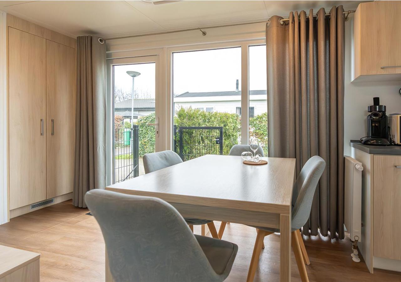 Chaletparc Krabbenkreek Zeeland - Chalet 78 Sint Annaland Ngoại thất bức ảnh